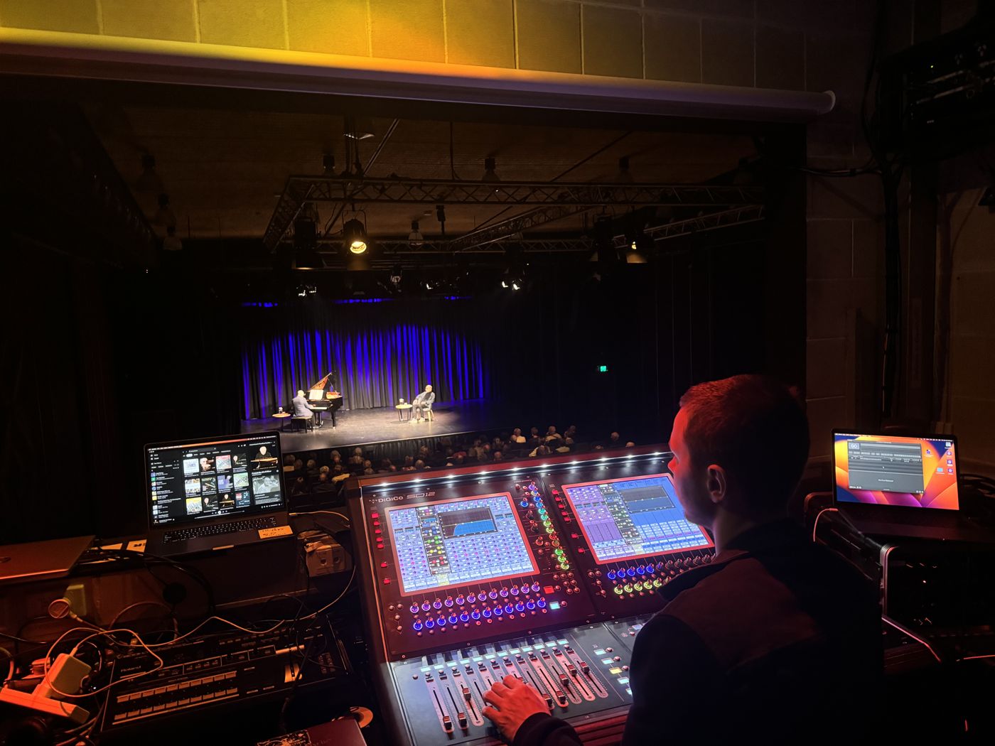 Mixing a piano concert from a DiGiCo console